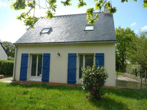 Maison calme avec jardin clos, proche mer, entre Guérande et Morbihan - 3 chambres, équipements bébé - FR-1-306-1129