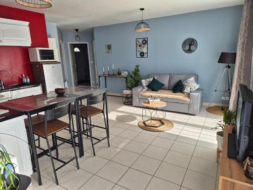 Maison chaleureuse au calme