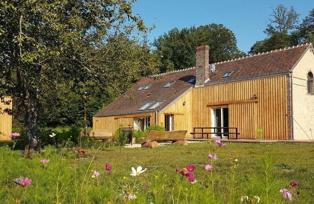 Maison chaleureuse en forêt du Perche avec cheminée, jeux pour enfants et grand jardin - FR-1-581-51