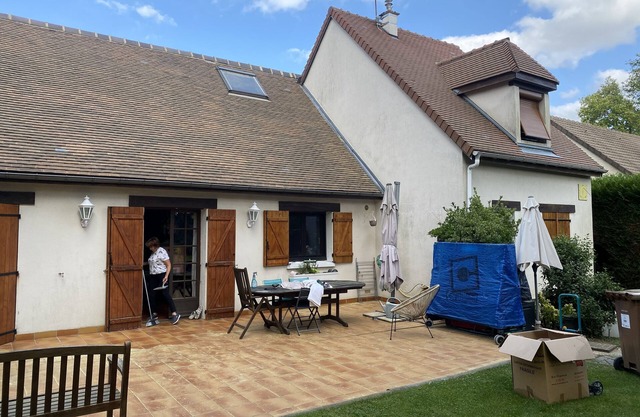 Maison de Campagne Familiale Avec Grand Jardin et Espace jeu + BBQ