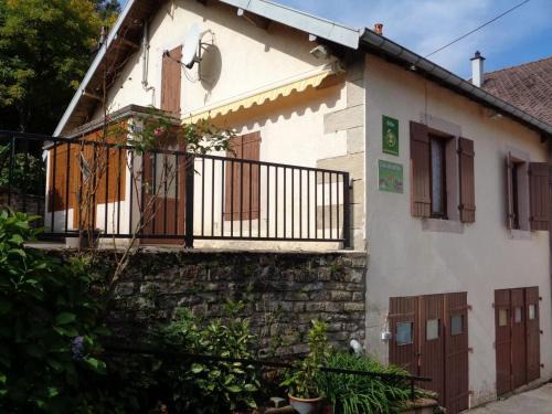 Maison de charme à Fougerolles, idéale pour curistes - FR-1-583-397