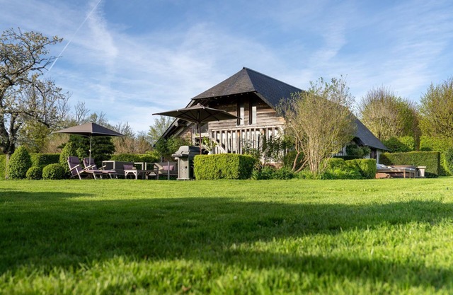 Maison De Prairie - Two Bedroom Villa, Sleeps 4