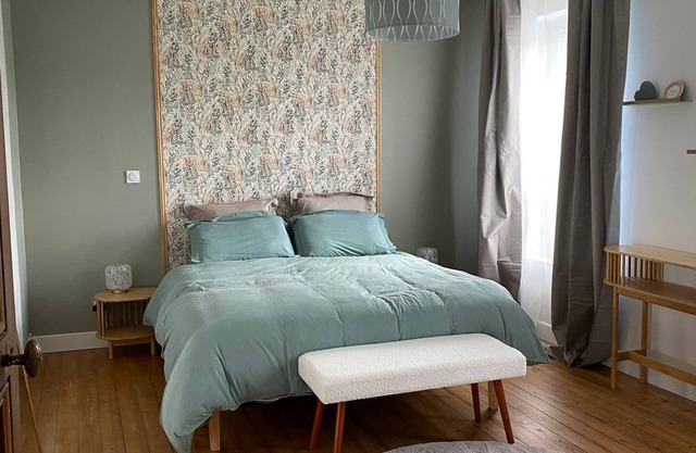 Maison de Ville à 1h30 de Paris. Idéal Pour un Séjour en Famille ou Entre Amis