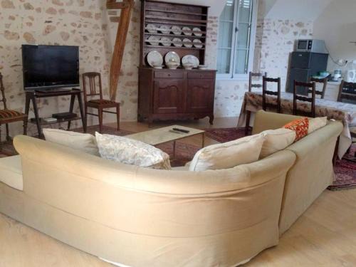 Maison médiévale à Hérisson avec jardin - FR-1-489-29