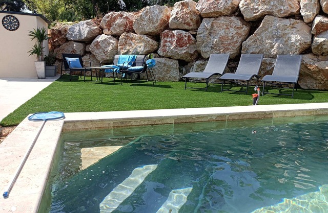 Maison Proche Uzes Piscine Privée Climatisé