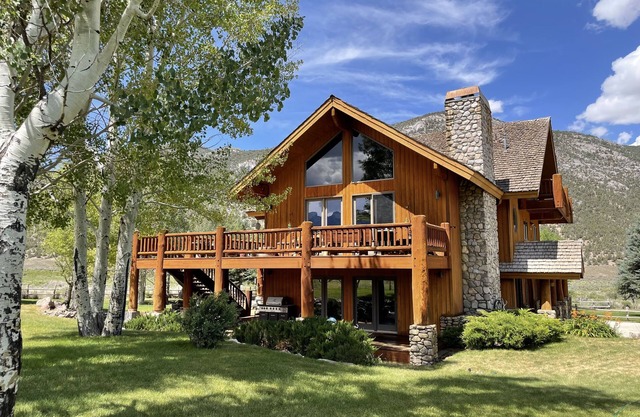 Majestic lodge in the heart of Nevada's Great Basin