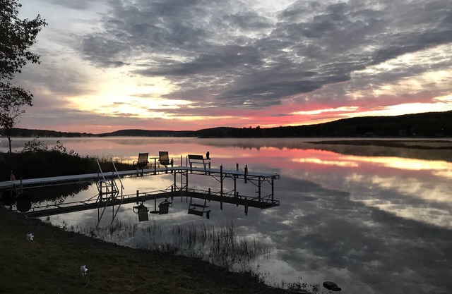 Majestic recreational Lodging w/Snowmobile and Side x Side rentals on Long Lake