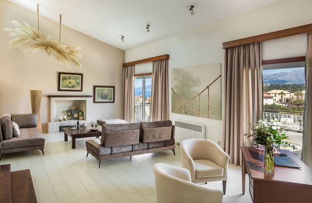 Malibu Superior Villa