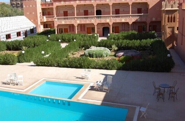 Mandar Saghrou Tazakht Hotel