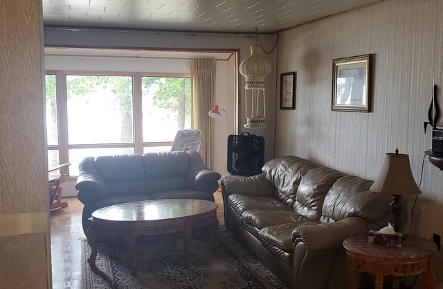 Manitoulin Waterfront Cottage for weekly and 2 week Rentals.