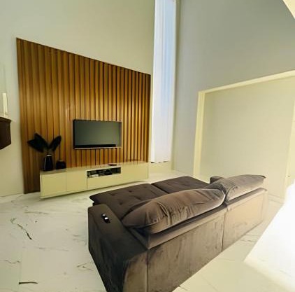 Mansão Full com Hidro Melhor localização de Escarpas do Lago