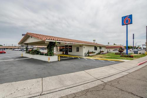 Manteca, CA