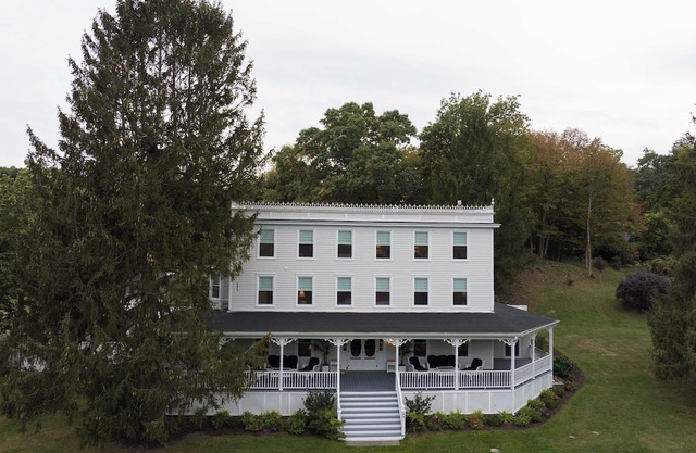 Maple Branch Manor: Large Groups | Events, Parties