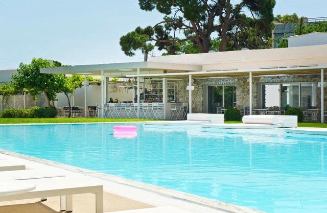 Marathon Beach Resort