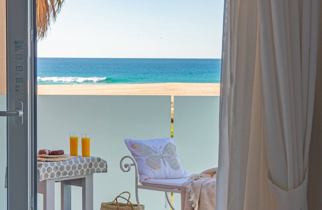 Maravilloso Chalet Adosado con Privilegiadas Vistas al mar