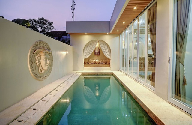 MarblePool - FlowerBath - DayBed - Spa - SunkenLR - Floating Breakfast - Vacanza