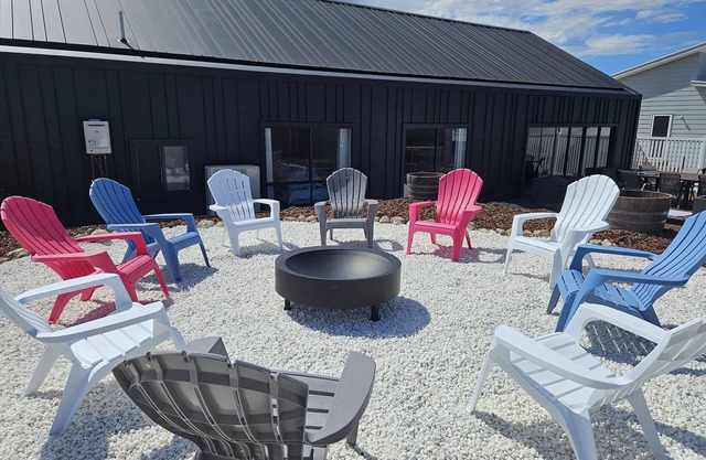 Marbles Riverview House (Pet Friendly) Sleeps 10
