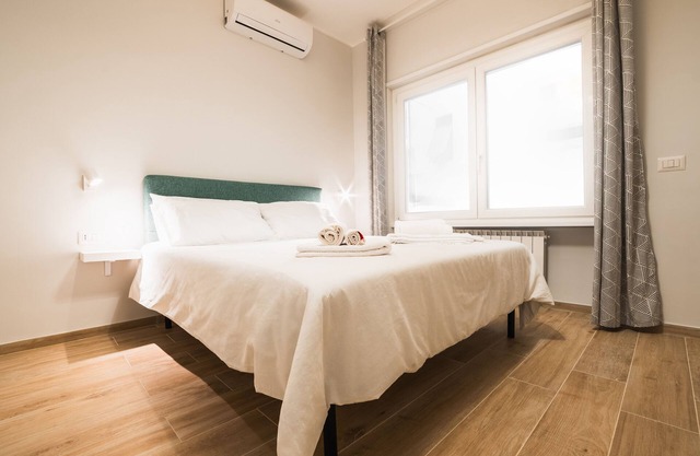Marconi 34 - One Bedroom Apartment, Sleeps 4