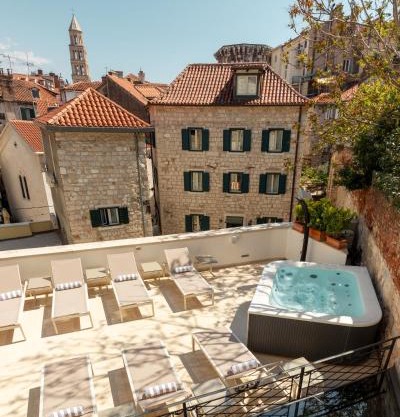 Marmont Heritage Hotel