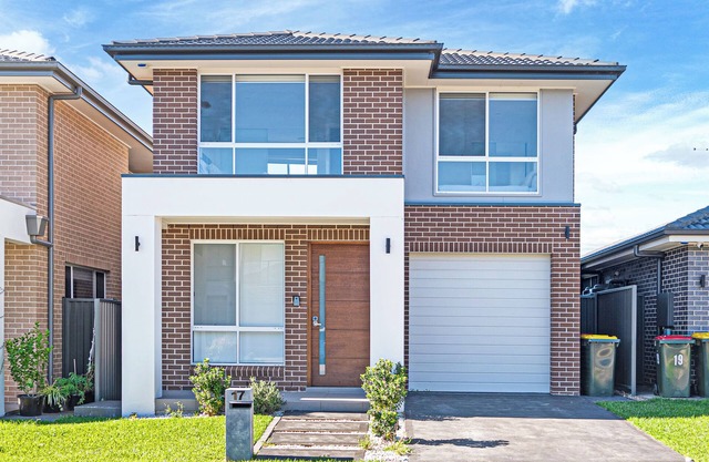 Marsden Park 2 level brand new house near Parks