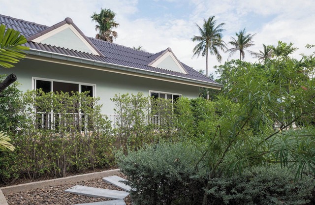 Marvelous bed & breakfast with AC in Tambon Rai Kao