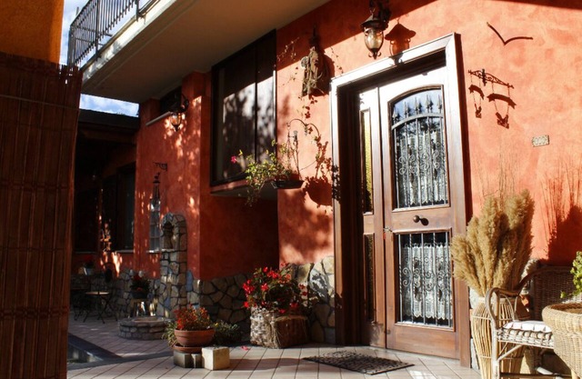 Mary Gio's House, relax in the greenery