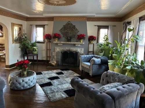 Marygrove Manor