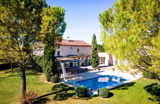 Mas d'Orban - Pool - Games room - Large park