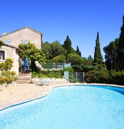 MAS provencal piscine