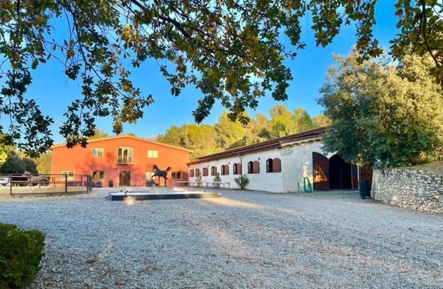 Masia Rural Equus