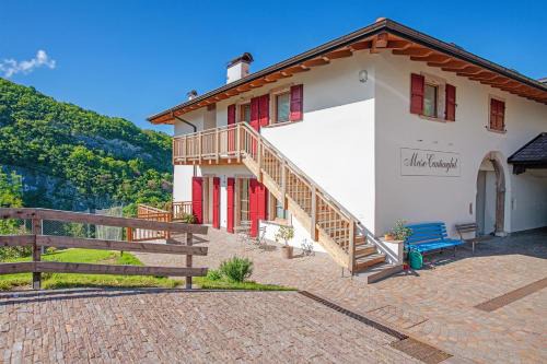 Maso Cantanghel wine retreat