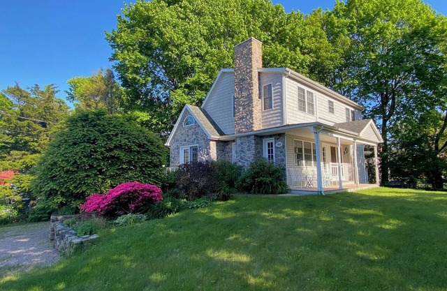 Matunuck Beach Cottage