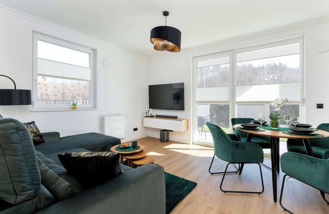 Matuszewskiego 4 | Tasteful Apartment | Garden
