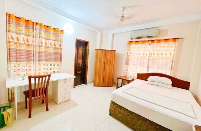 Maya Eco Guest House only for Traveler from Abroad. Its heart of Gulshan 2 ,DHK