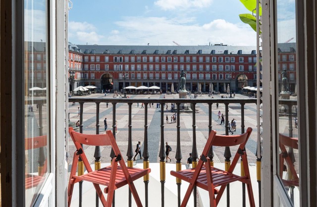 MAYOR SQUARE by MONARO*