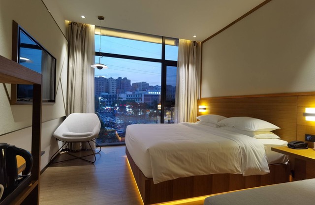 Maze Hotel
