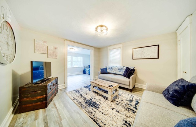 Meadville Apartment w/Deck < 2 Mi to Allegheny!