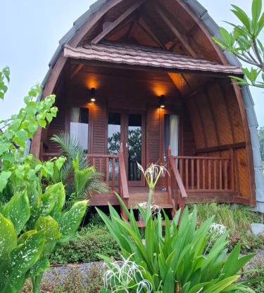 Medewi Lumbung Surf & Stay