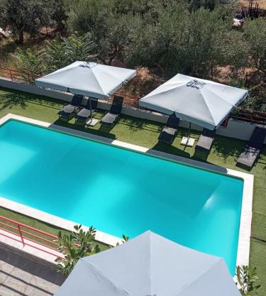 Melia Luxury Suite with pool