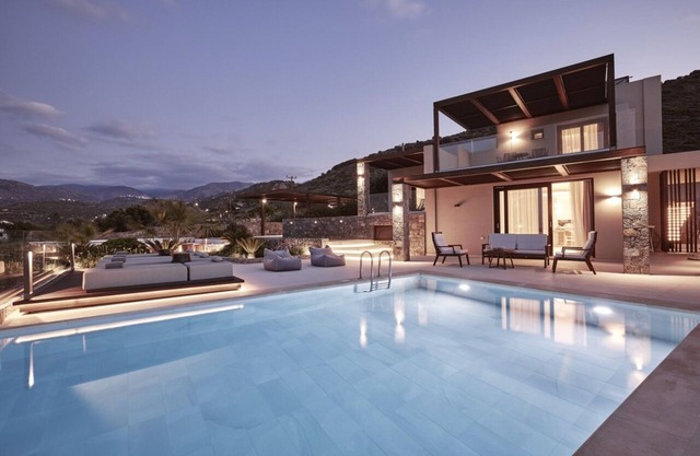 Melitina - Four Bedroom Villa, Sleeps 8