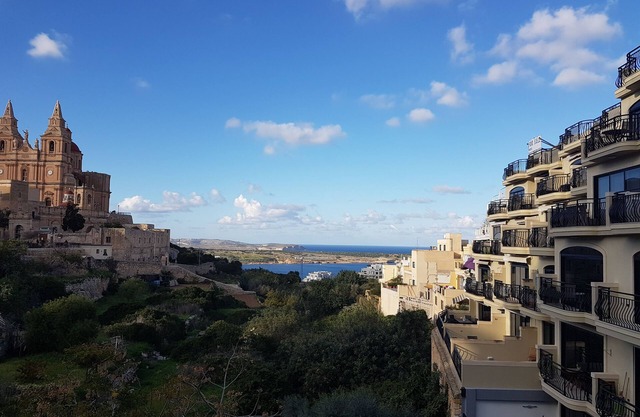 Mellieha Sea View Apartment (with on site parking)