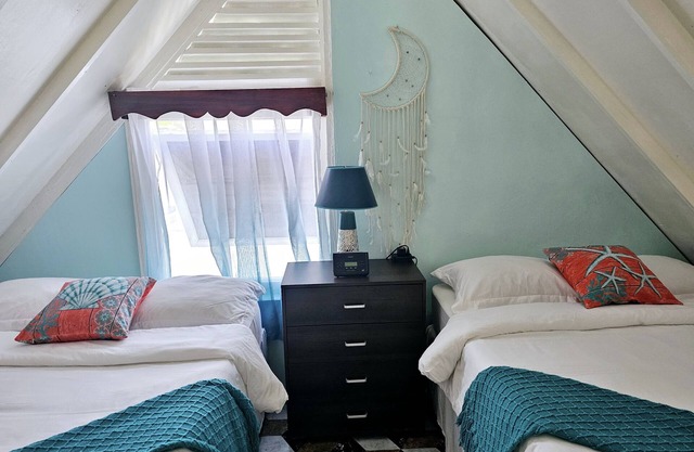 Memories by the Shore - Cozy Oceanview Vacation Home