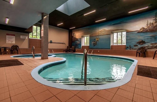 Memphré Condo *Indoor Pool*Spa* Lakeside