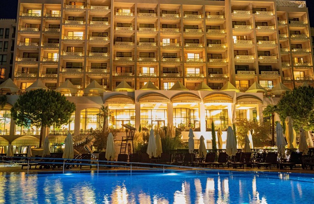 MENADA * ROYAL Beach * Sea View Apartment