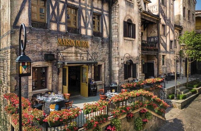 Mercure Danang French Village Bana Hills
