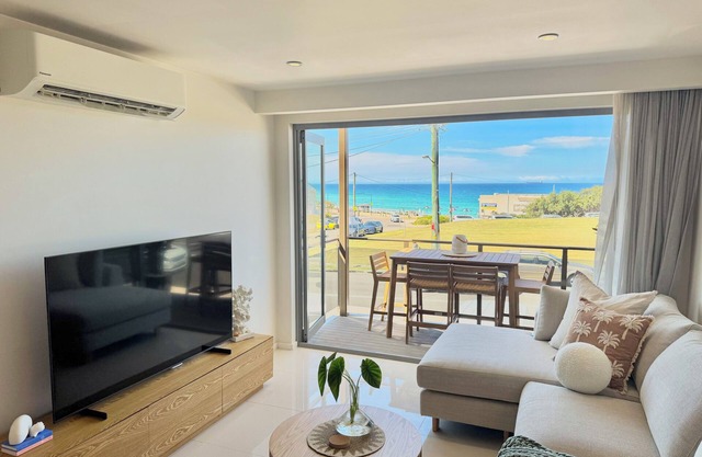 Merewether By The Beaches Newcastle, Free Parking