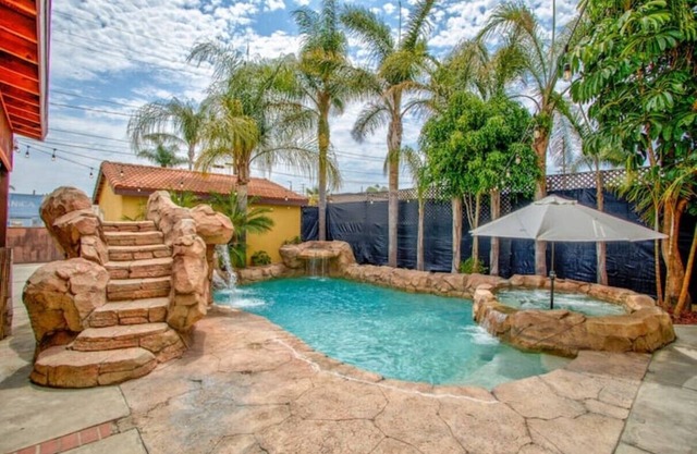 MermaidsCoveLA- A hidden oasis in Los Angeles