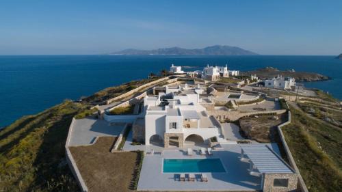 Mesmerizing 5bed Villa with Pool in Kanalia