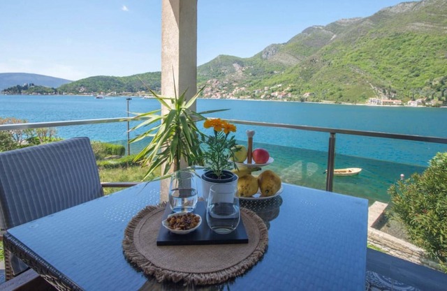 Mesmerizing Studio Flat near Kotor Bay in Tivat