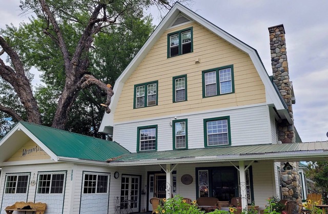 Methow Valley Inn-6 Bedroom option,Lovingly Restored&Beautifully Maintained!